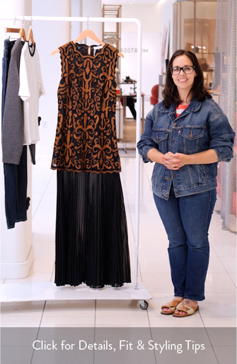 Auryn Appliqué Sleeveless Maxi Dress