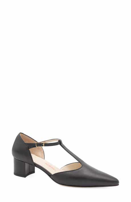 Amalfi by Rangoni Pipistrello Pointed Toe Pump