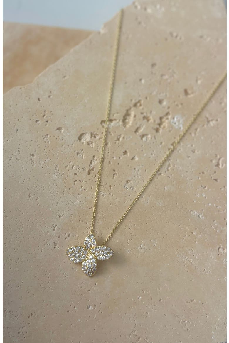 Oversize Cubic Zirconia Floral Pendant Necklace, Alternate, color, GOLD
