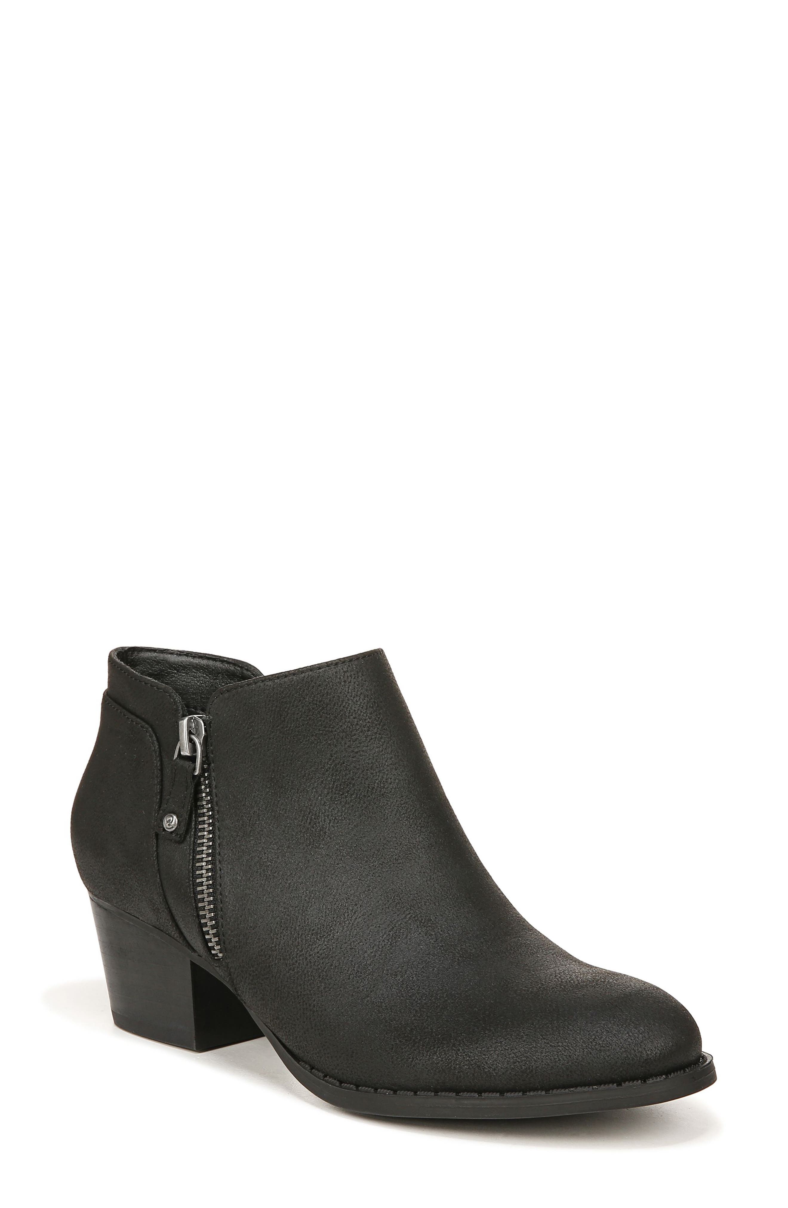 LifeStride Blake Zip Bootie
