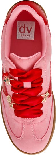 Voyage Sneaker