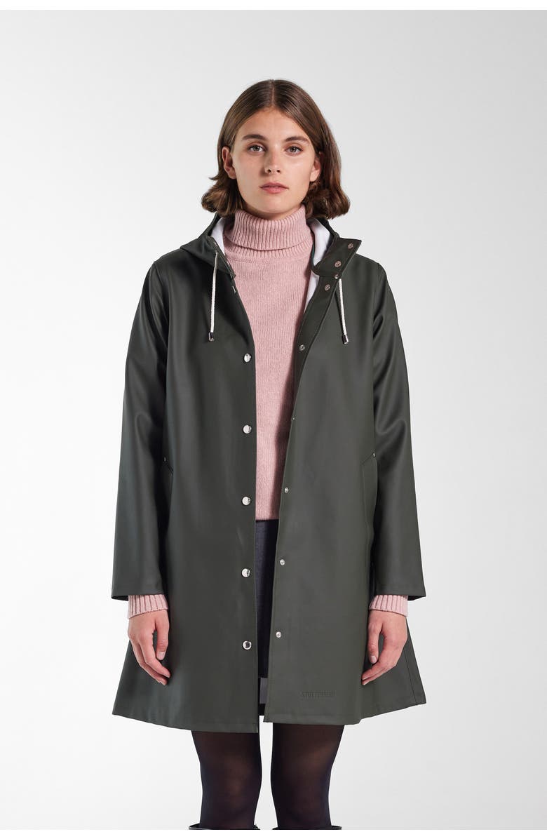 Stutterheim Mosebacke Hooded Long Sleeve Raincoat, Main, color, Green