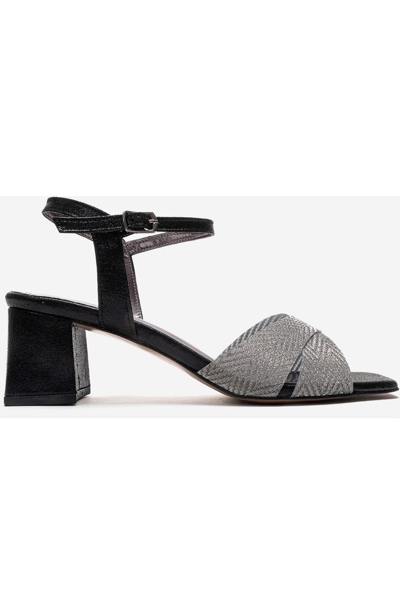 Prologue Shoes Milagro Block Heel Sandal, Alternate, color, Black