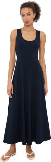 green emerald velvet dress Open Back Maxi Dress – Fern & Moon main image 1