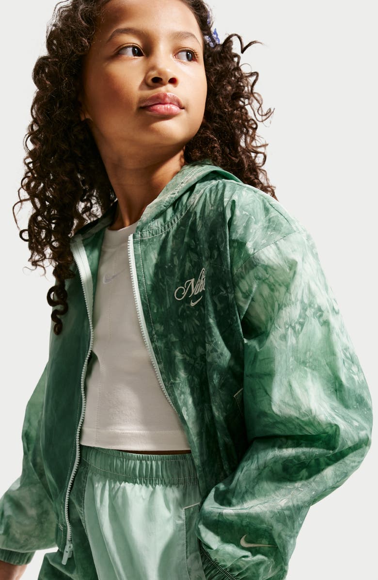 Nike Kids' Sportswear Club Woven Shorts, Alternate, color, Barely Green/ Soft Pearl