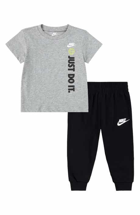 Nike Futura T-Shirt & Pants Set