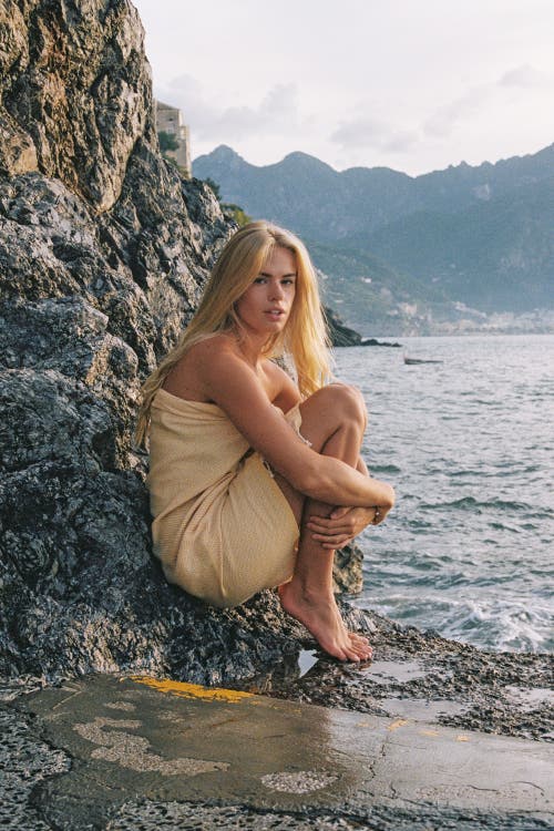 Sunkissed Sand Free Beach Towel In Porto Yellow