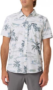 O'Neill UPF Slub Standard Short Sleeve Performance Button-Up Shirt