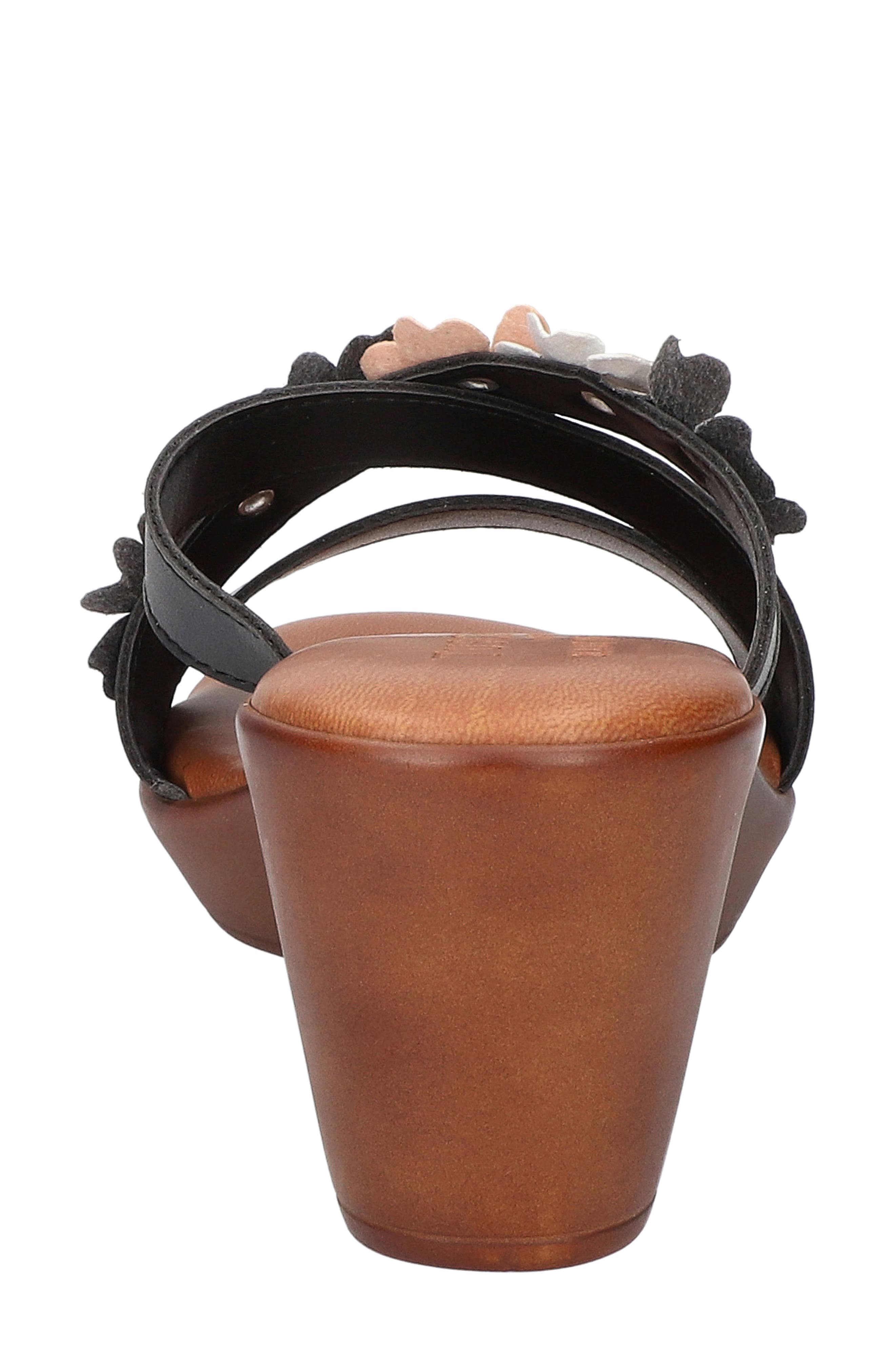 TUSCANY by Easy Street<sup>®</sup> Bellefleur Wedge Sandal, Alternate, color, 