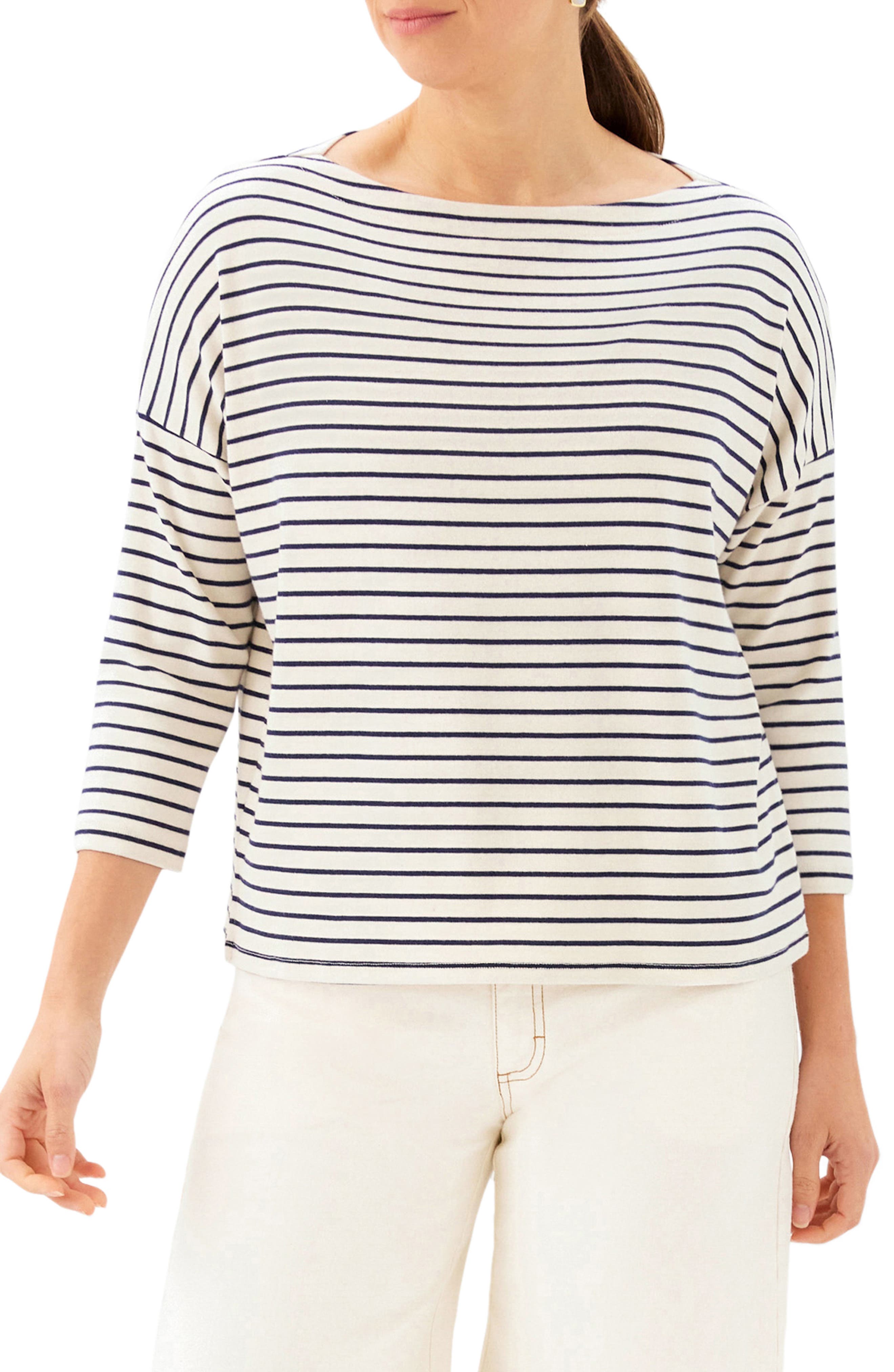 CREAM W/ NAVY