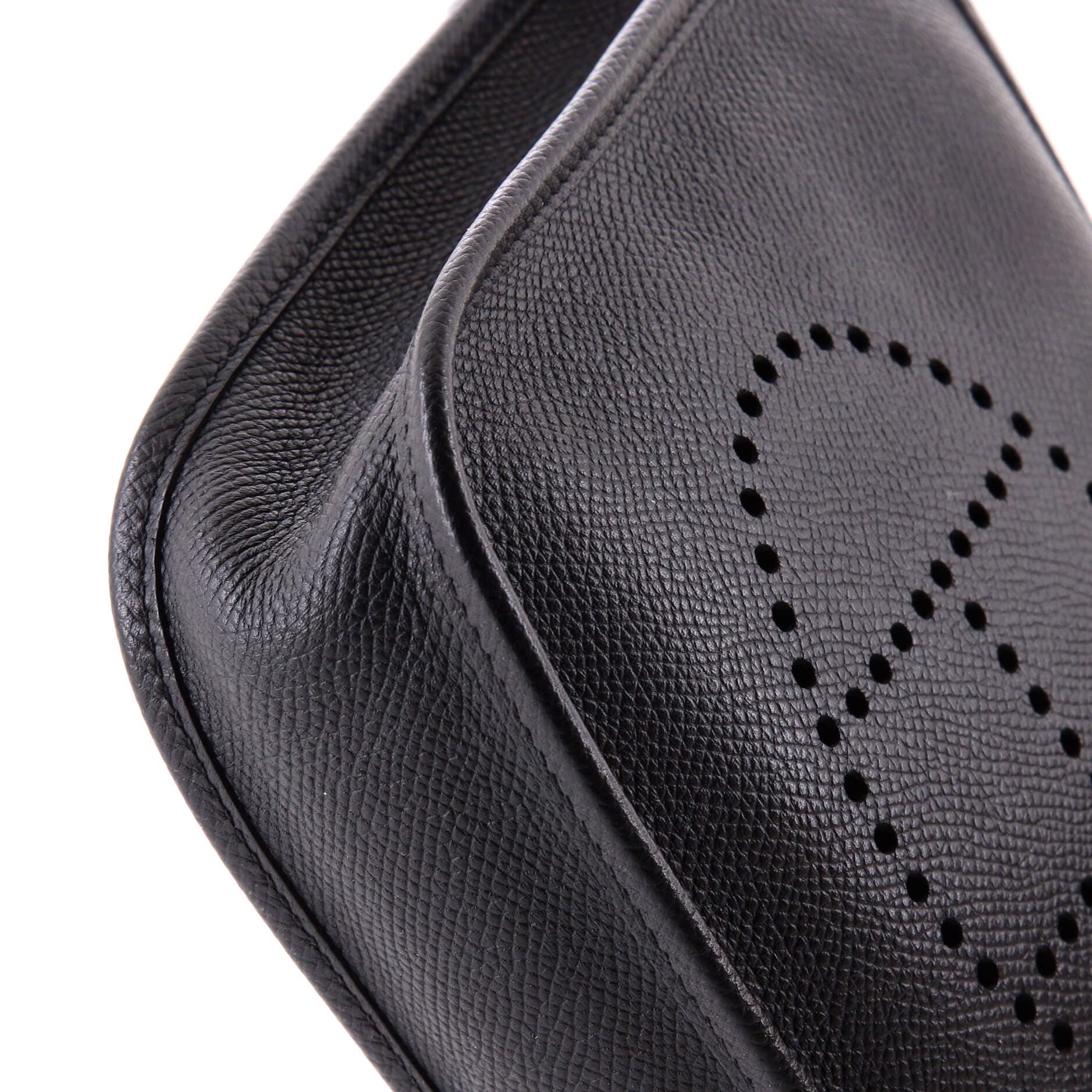 Pre-Owned Hermes Evelyne Bag Gen III Epsom TPM, Alternate, color, Noir