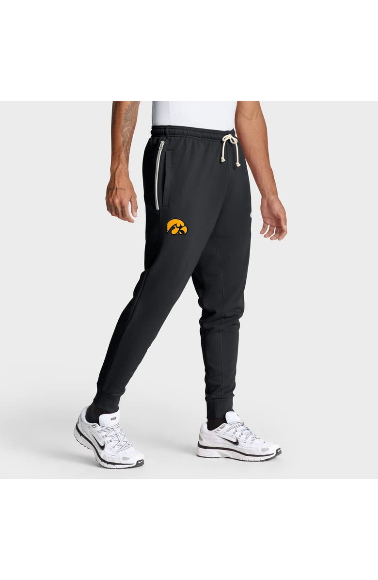 Nike Men's Nike Black Iowa Hawkeyes 2025 Sideline Performance Taper Pants, Main, color, Black