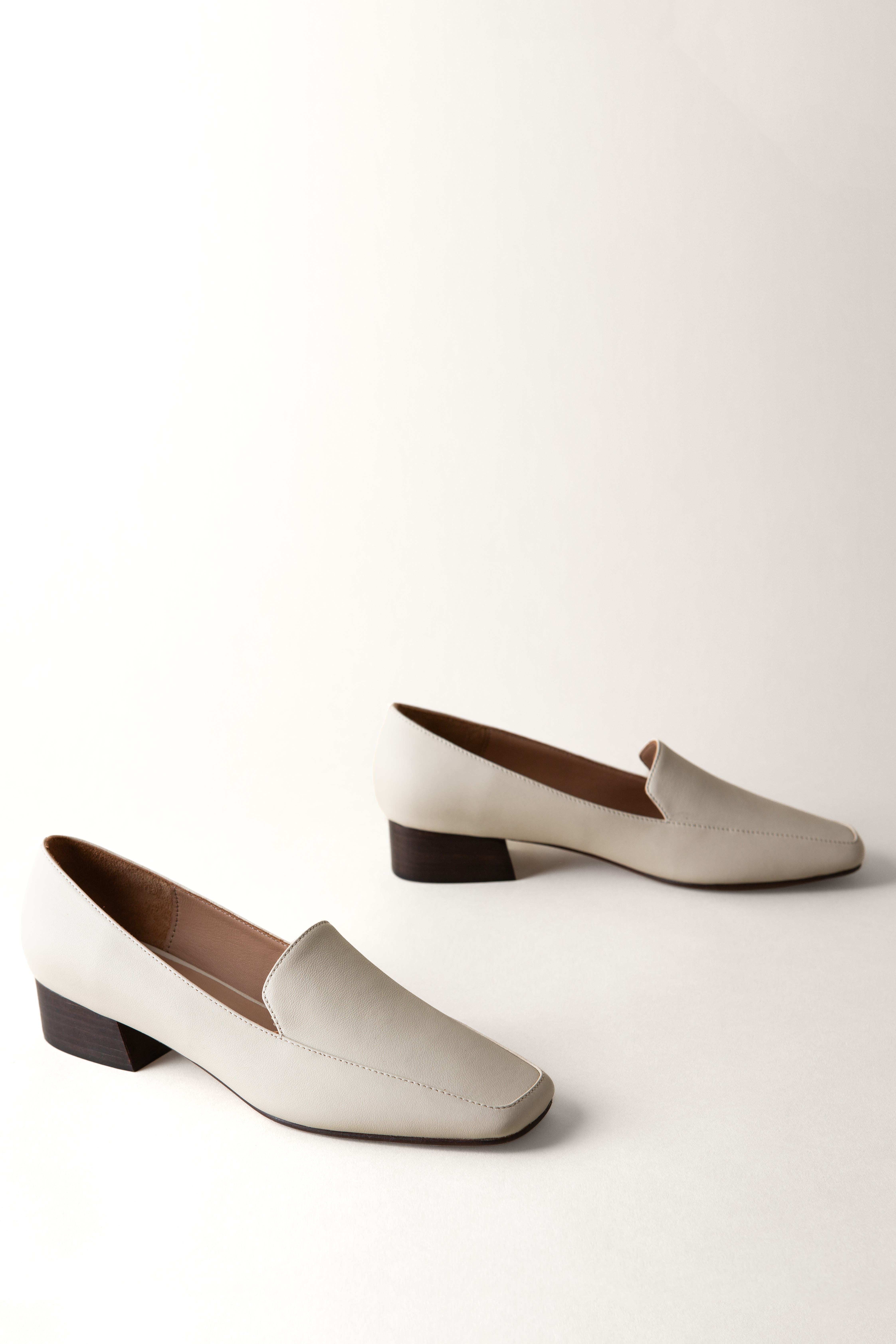 Huma Blanco Charlie Heeled Loafer, Alternate, color, 