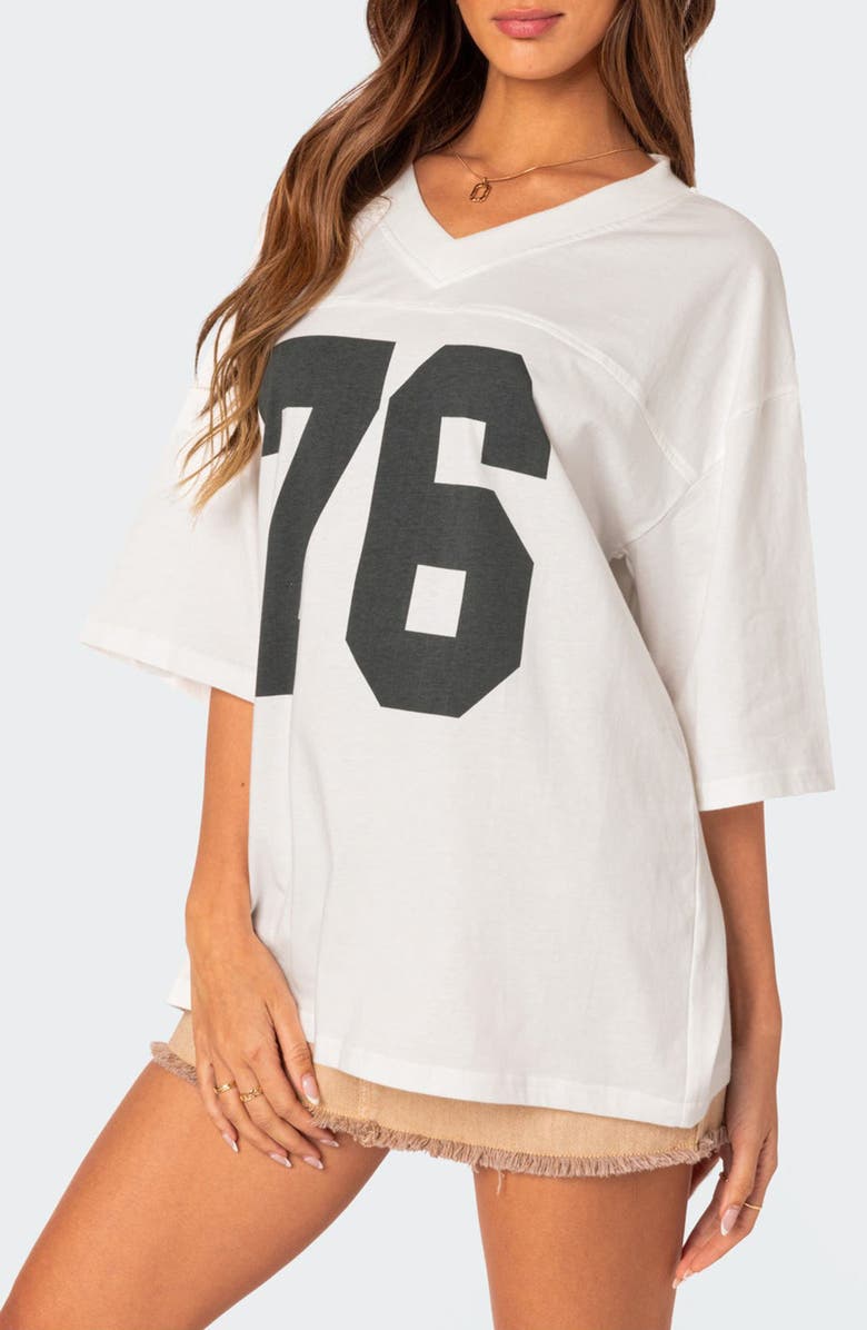 EDIKTED 76 Oversize Graphic T-Shirt, Alternate, color, White