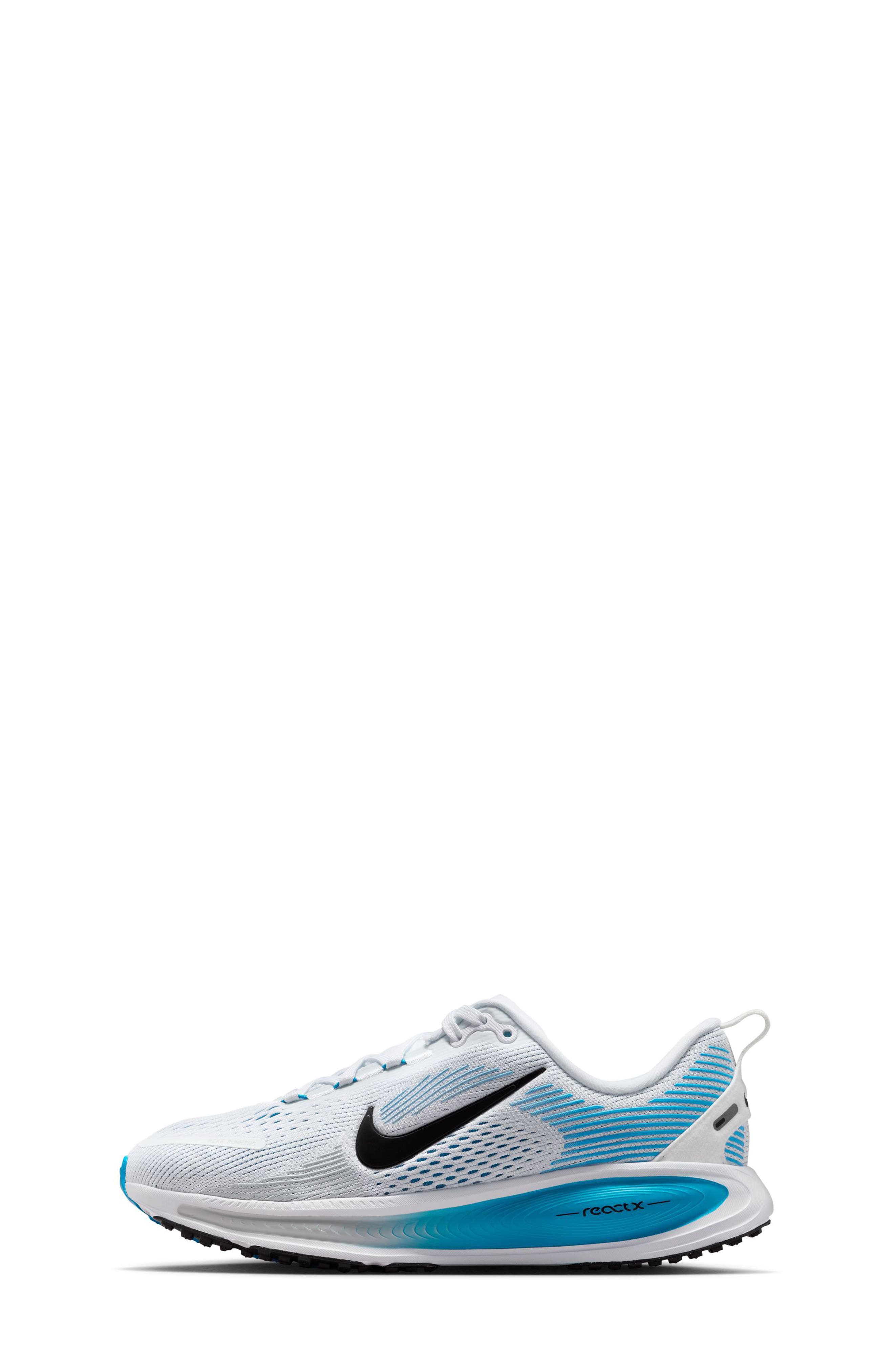 Kids' Vomero 18 Running Shoe, Alternate, color, WHITE/ BLACK/ BLUE/ PLATINUM