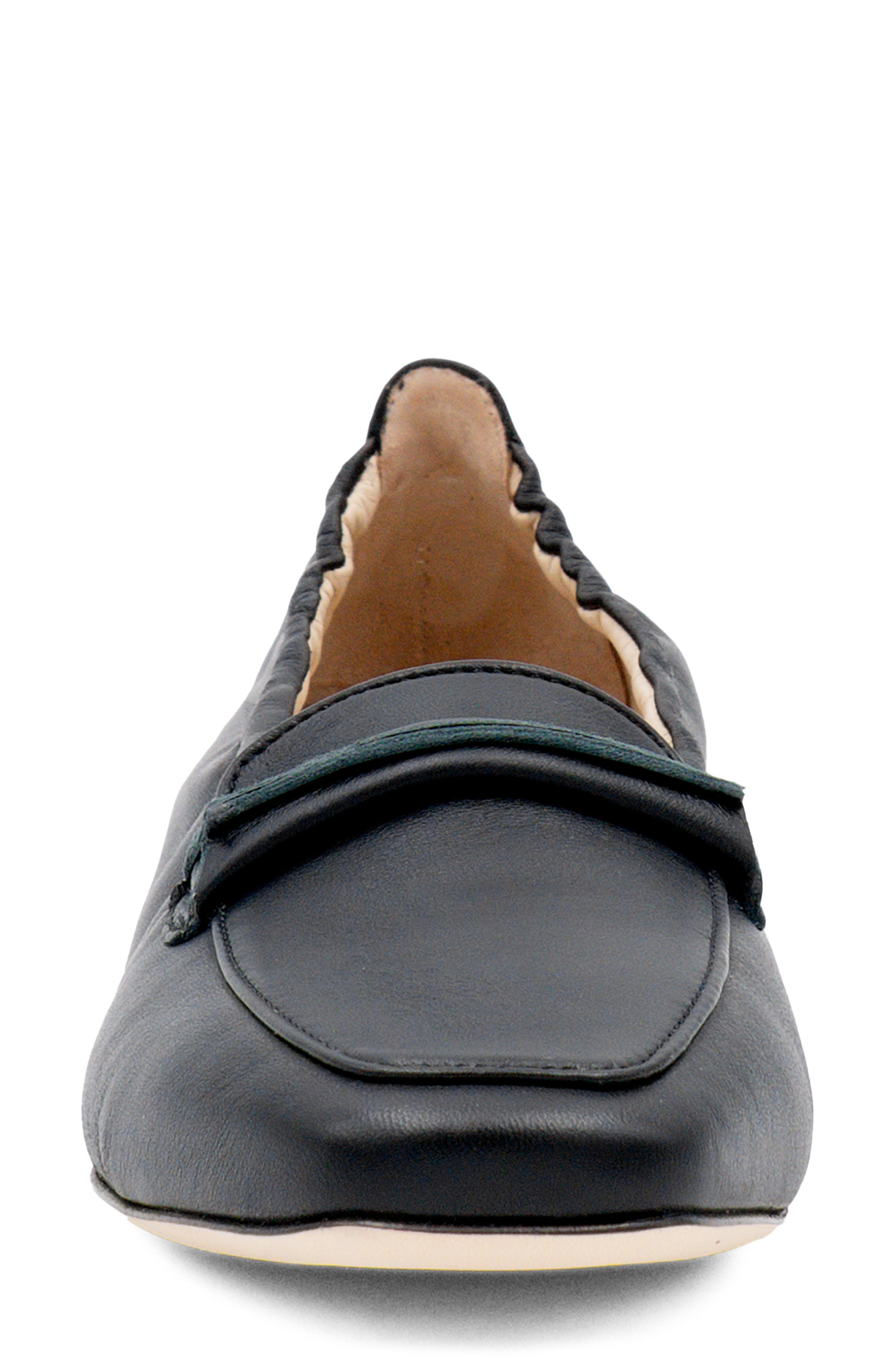 Amalfi by Rangoni Gabina Loafer, Alternate, color, Black Etoile