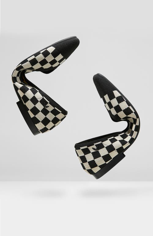 Vivaia Square-toe V-cut Flats