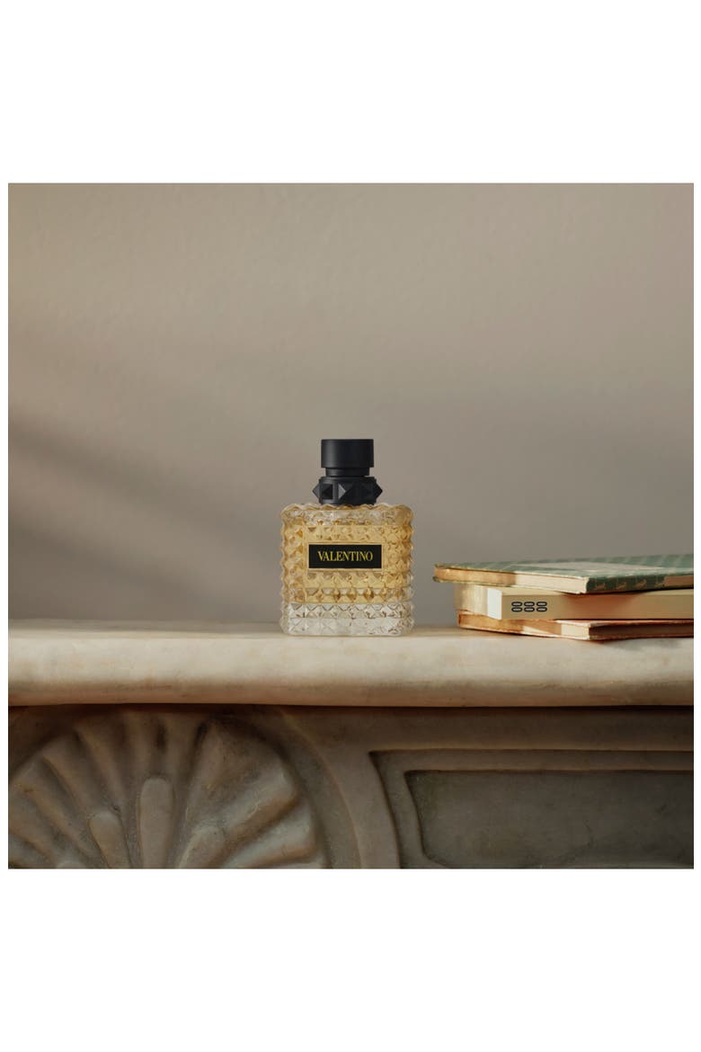 Donna Born in Roma Yellow Dream Eau de Parfum, Alternate, color, NO COLOR