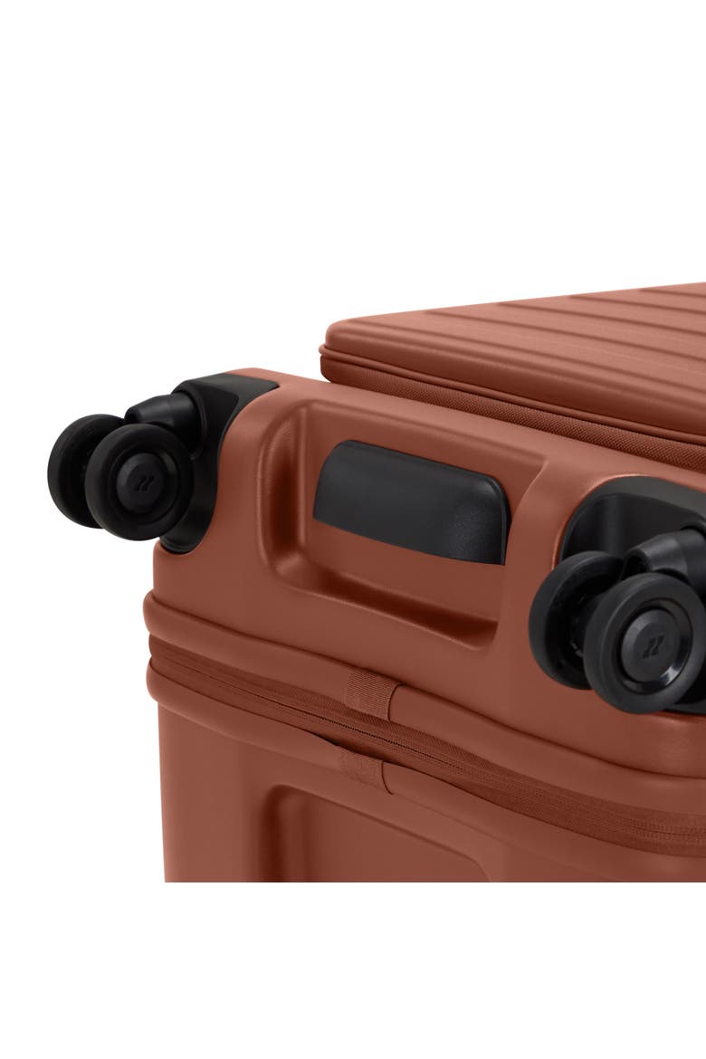 Cubo Fit Lite Check in 28 inch Lightweight Luggage, Alternate, color, Burnt Sienna