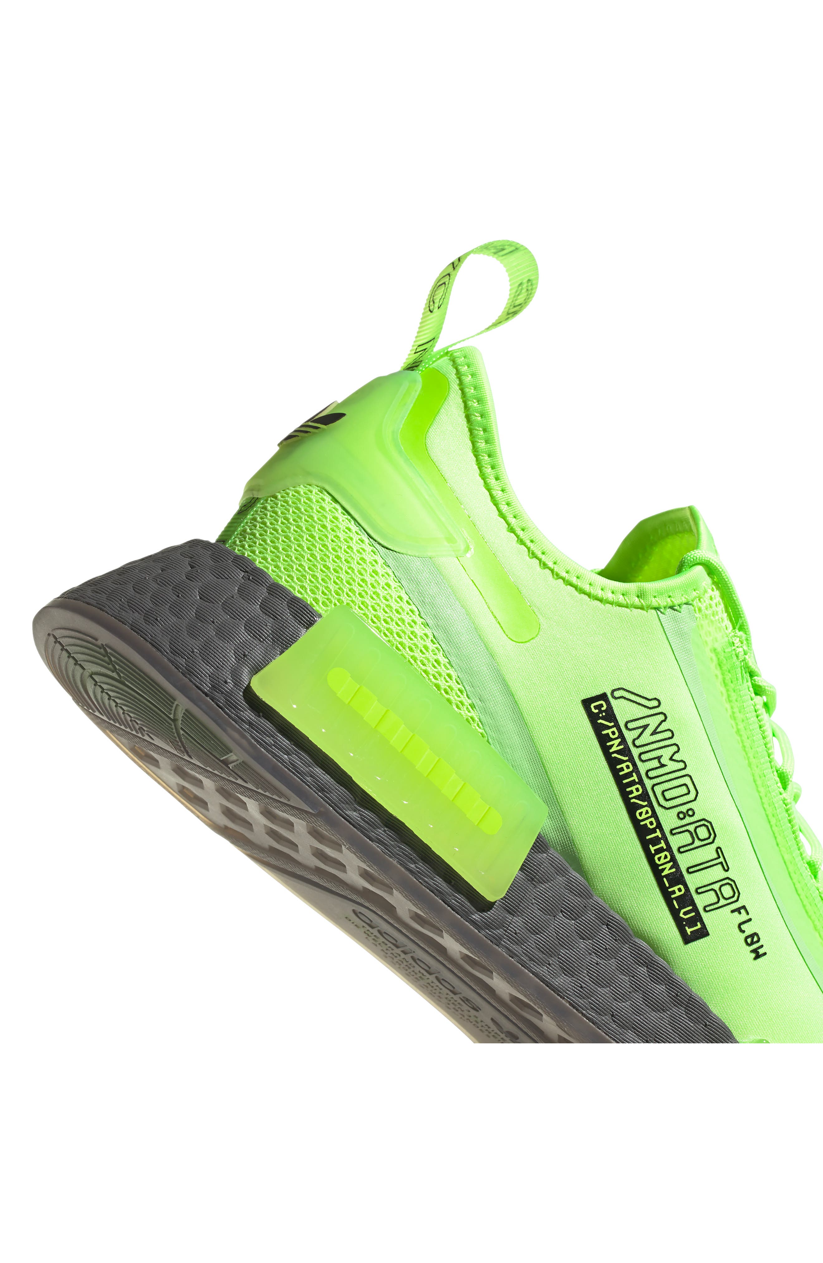 NMD R1 Spectoo Sneaker, Alternate, color, SIGNAL GREEN/ GREY / GREY