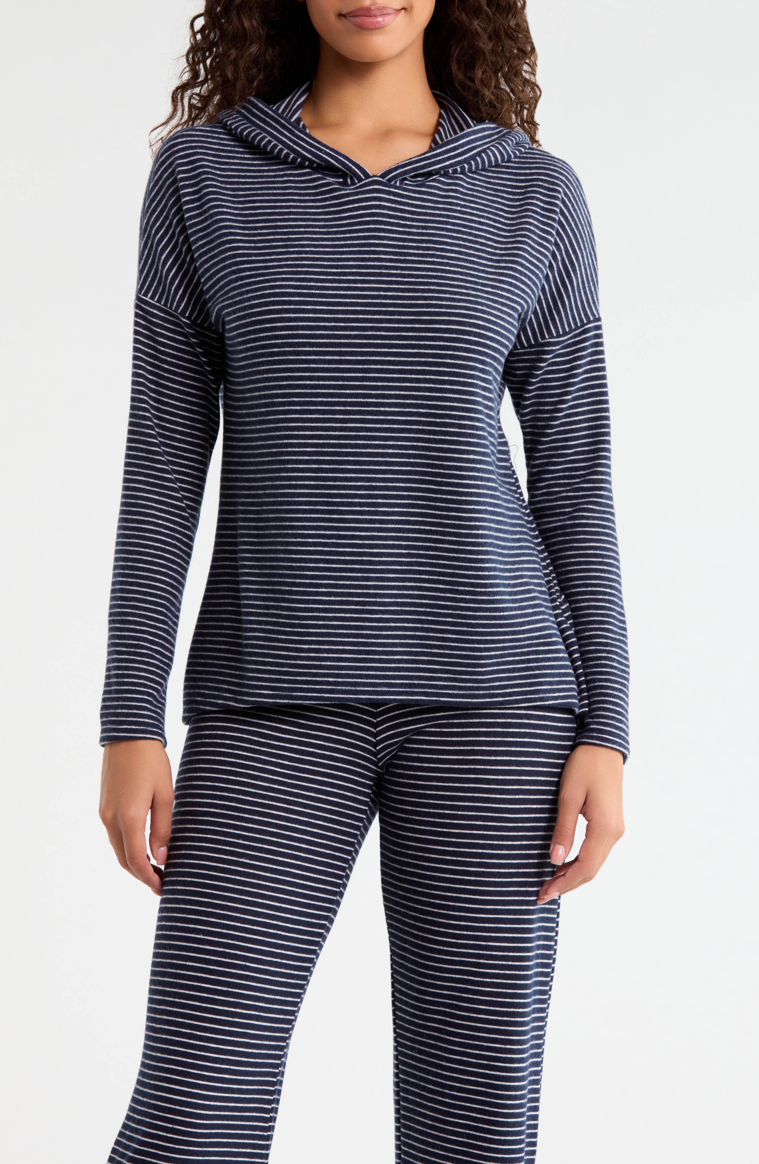 NAVY/WHITE