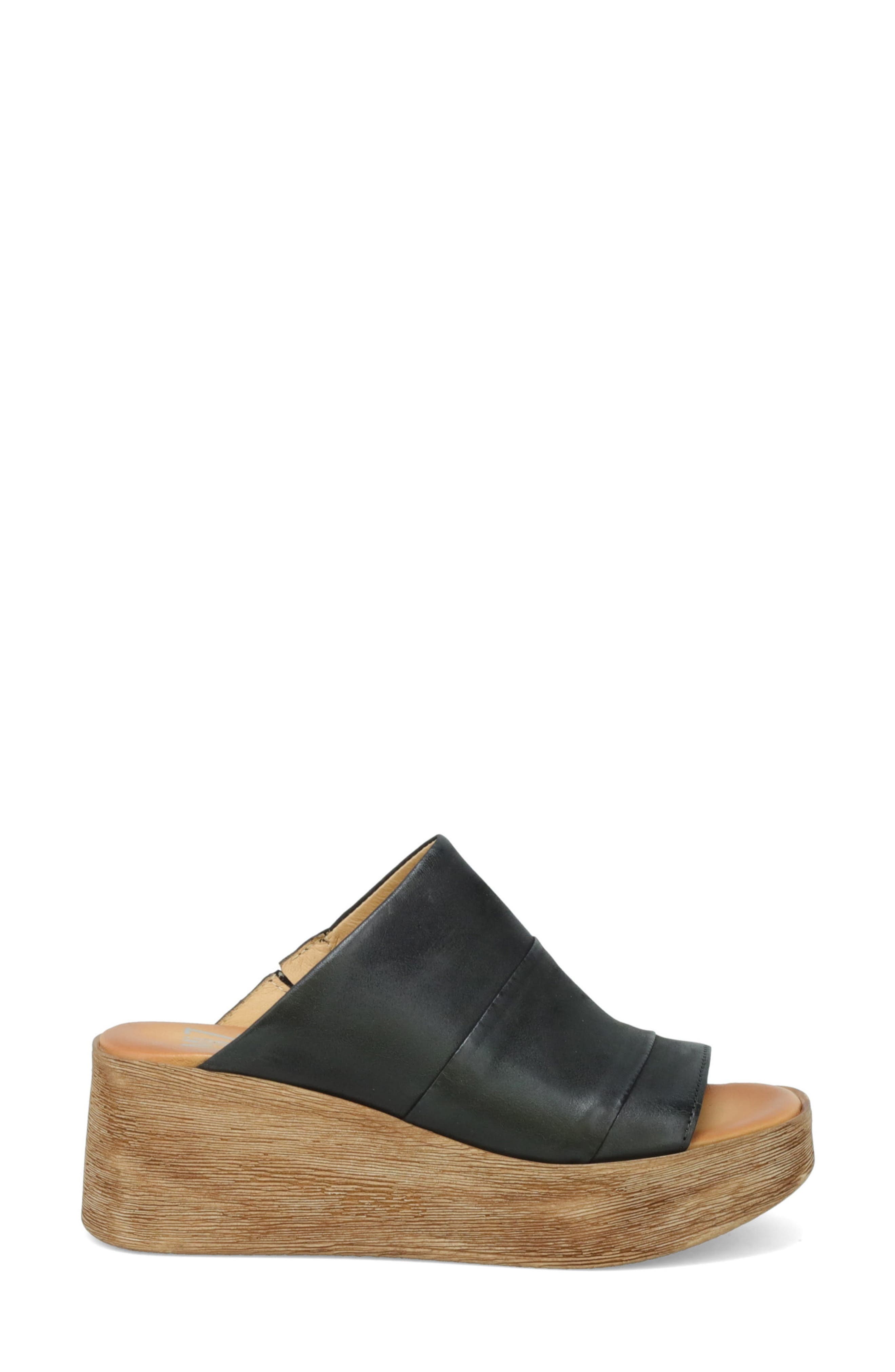 Miz Mooz Gianna Wedge Sandal, Alternate, color, 
