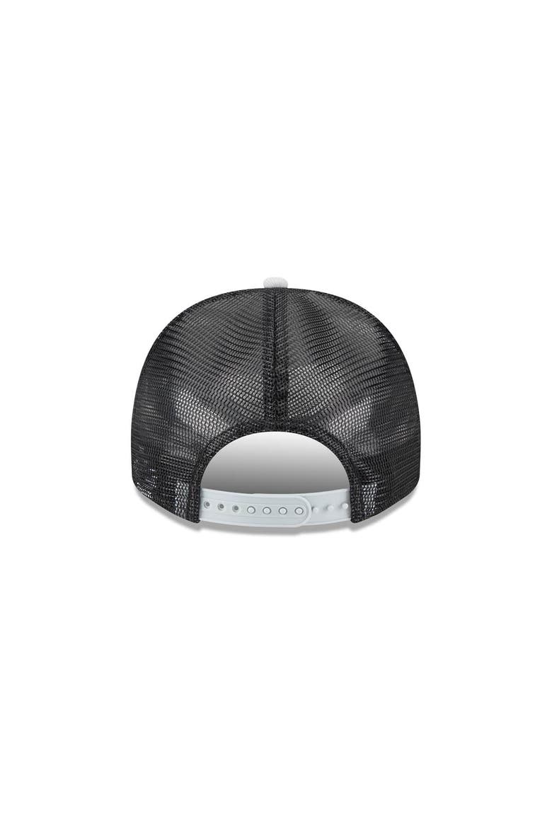 Men's New Era  Cream/Black Las Vegas Raiders Banner A-Frame 9FIFTY Trucker Snapback Hat, Alternate, color, Cream