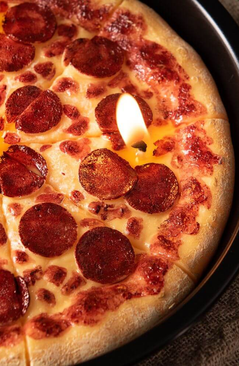 Southlake gifts Pepperoni Pizza Candle, Alternate, color, Pepperoni Pizza