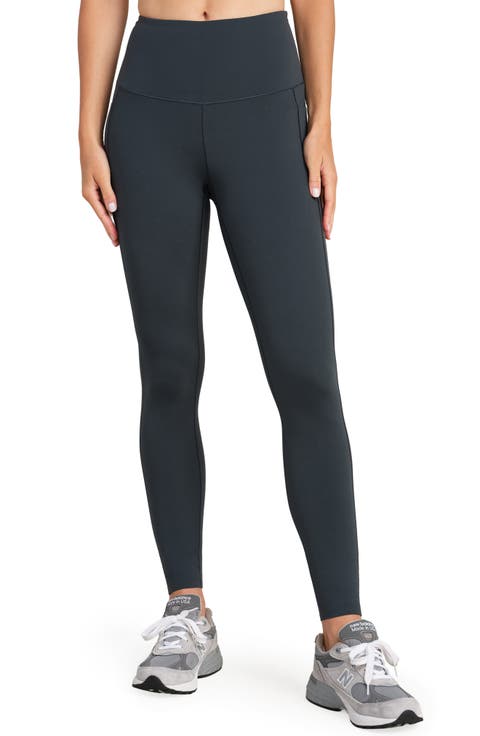 Revive Pockets 7/8 Leggings