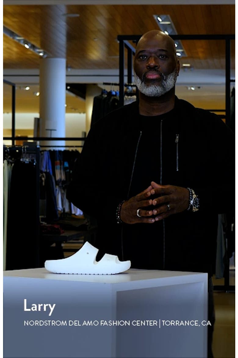 Classic V2 Water Resistant Sandal video