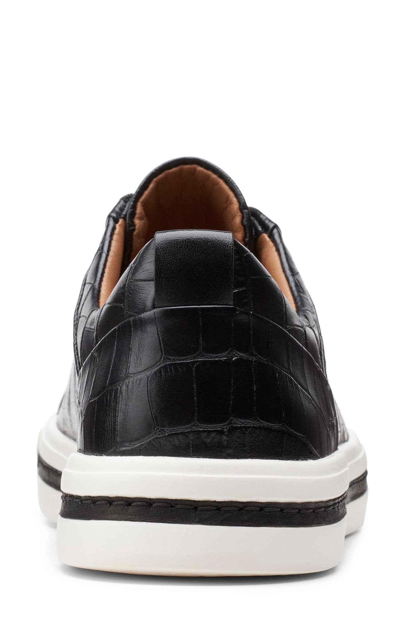 Clarks<sup>®</sup> Un Maui Lace Sneaker, Alternate, color, 