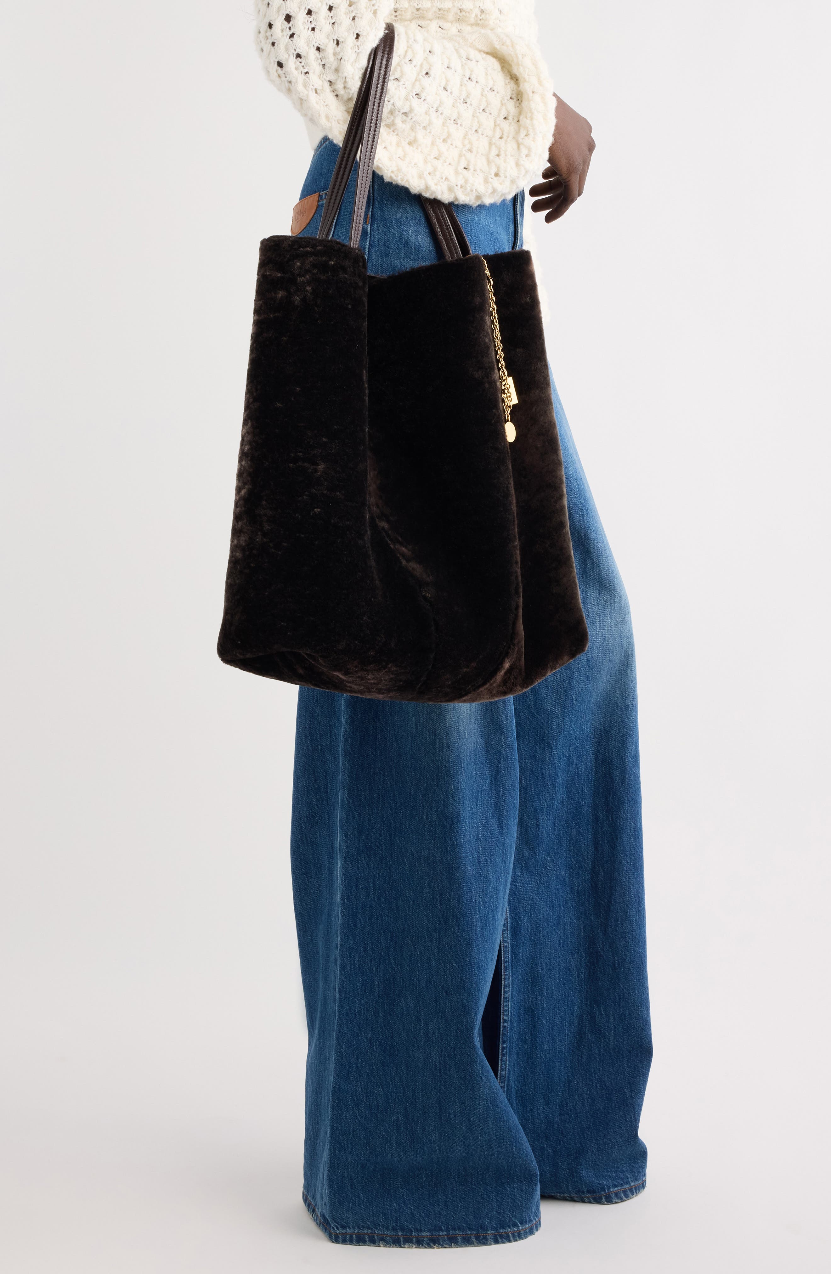 Chloé Large Spin Genuine Shearling Tote, Alternate, color, Kohl Brown