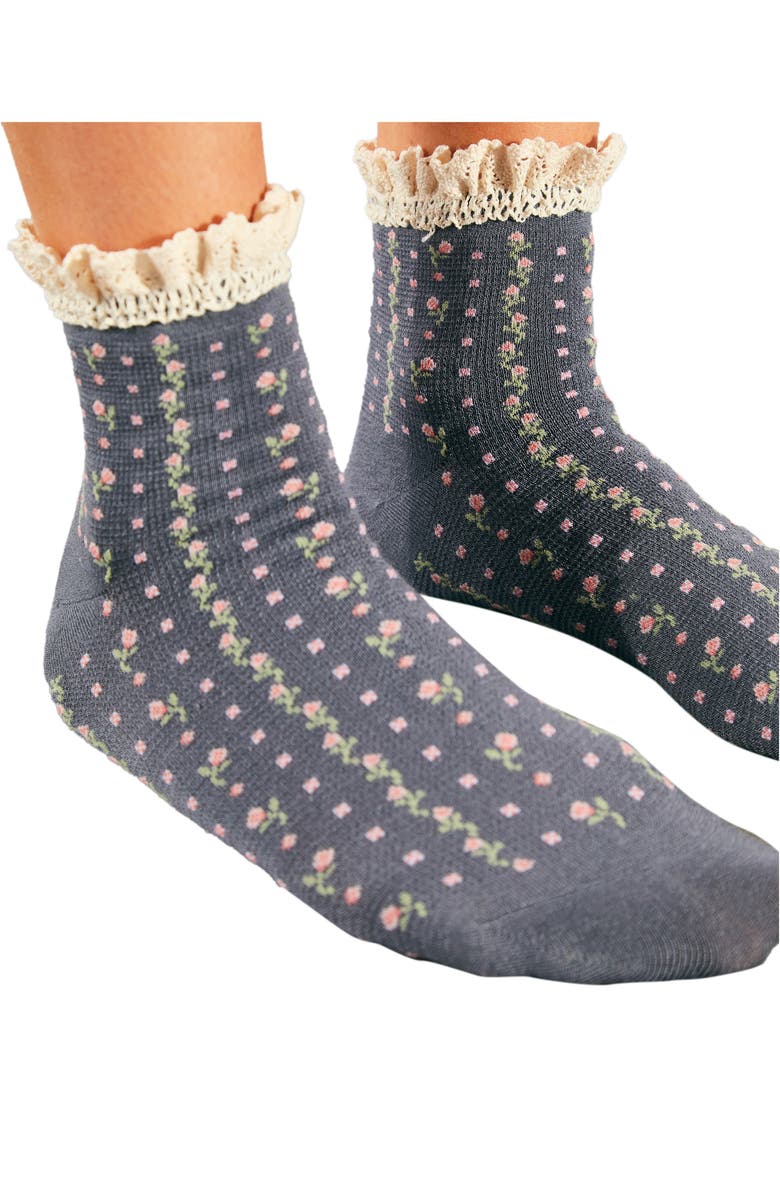 Free People Rosebud Waffle Knit Ankle Socks, Main, color, Charcoal