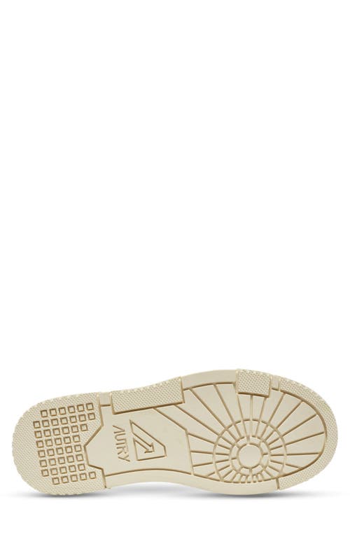Autry Clc Low Top Sneaker In White