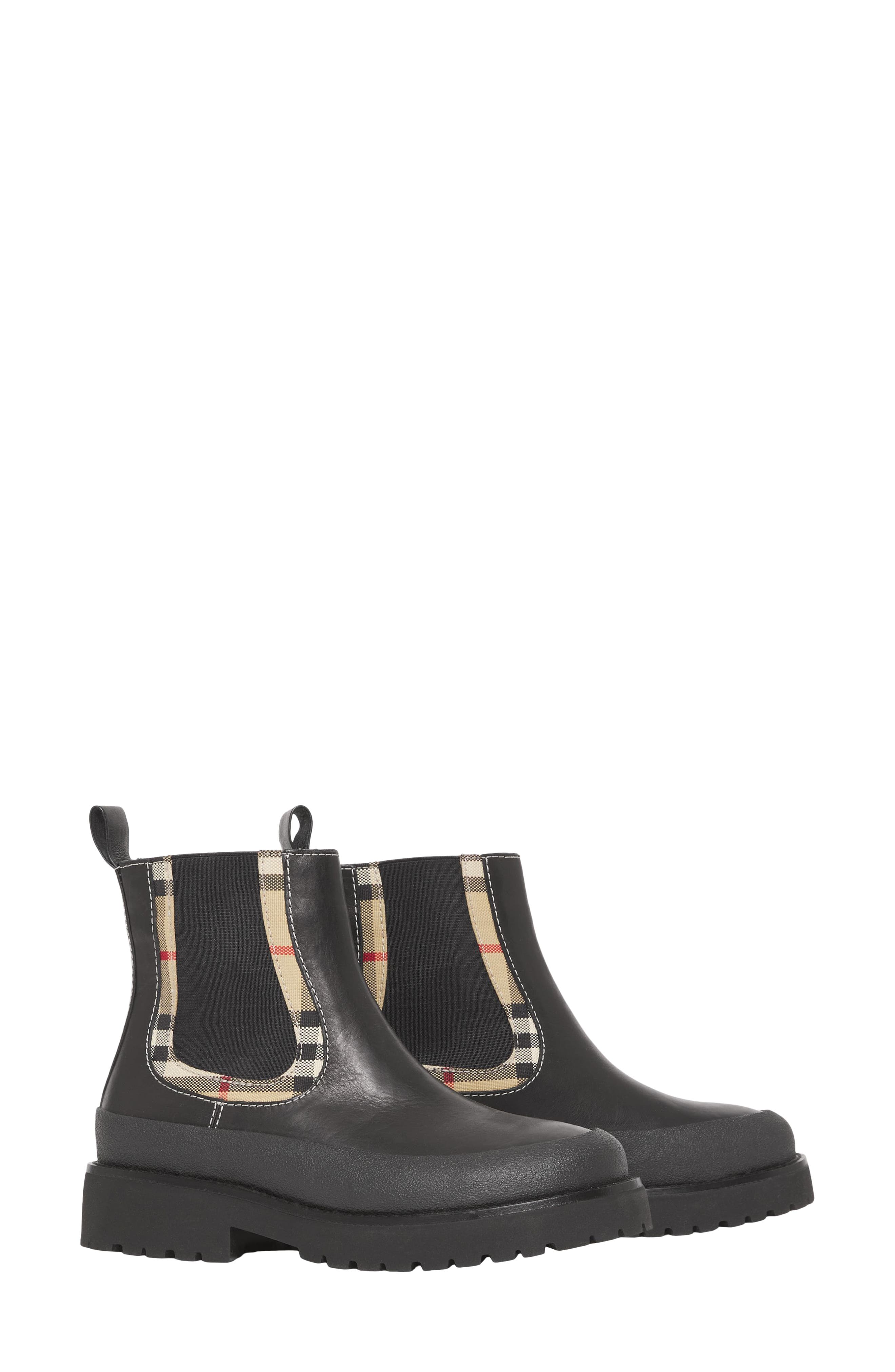 Rosie Chelsea Boot, Alternate, color, BLACK