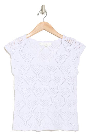 Chelsea And Theodore Open Stitch Scalloped Cap Sleeve Top