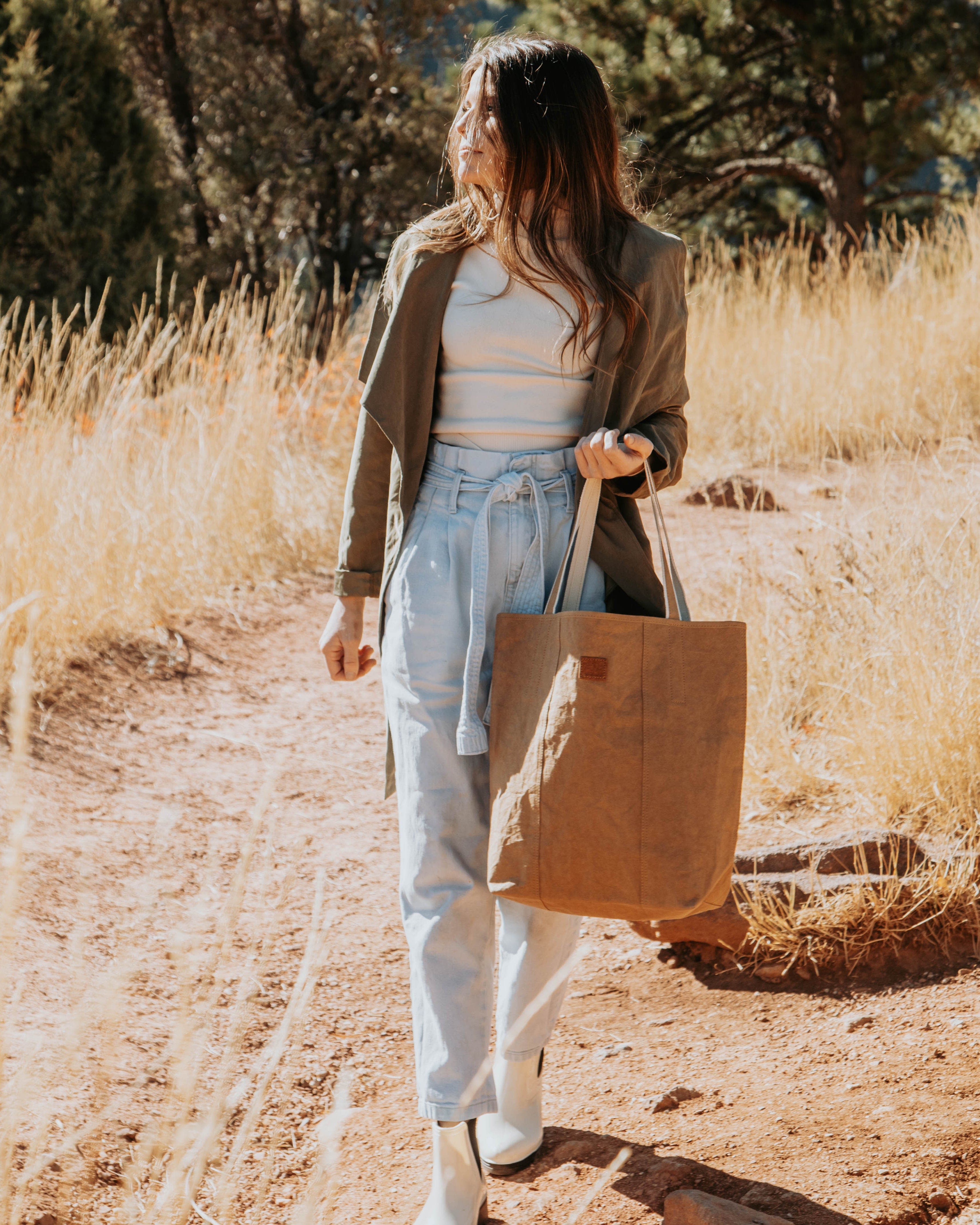 Iconic Shopper Tote, Alternate, color, Sahara