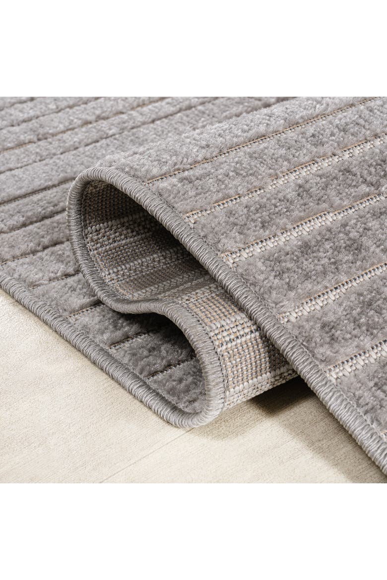 Hallie High-Low Minimalist Curve Geometric Indoor/Outdoor Area Rug, Alternate, color, Gray/Ivory