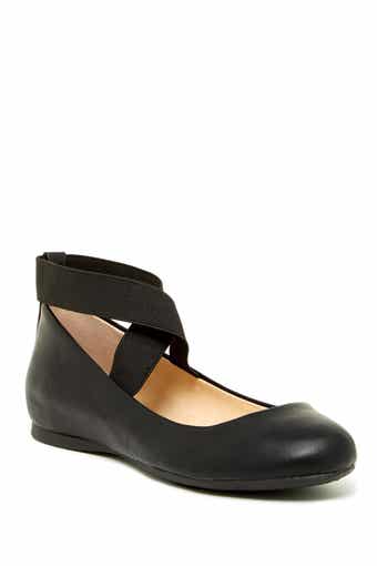 Mandayss Ankle Strap Ballet Flat