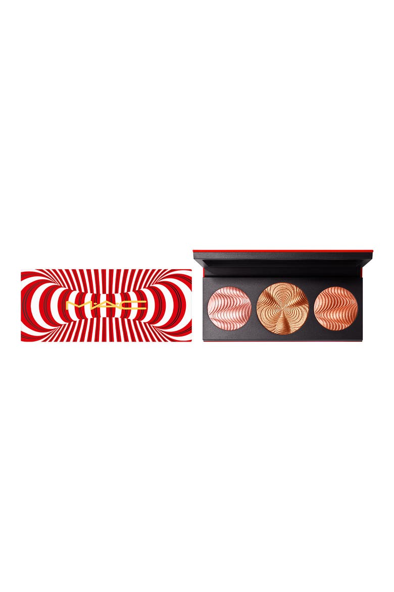 MAC Step Bright Up Extra Dimension Skinfinish Powder Highlighter Palette USD $54 Value, Alternate, color, MEDIUM/ DEEP