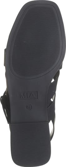 Elara Fisherman Sandal