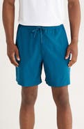 Nike Dri-FIT Form 7-Inch Athletic Shorts