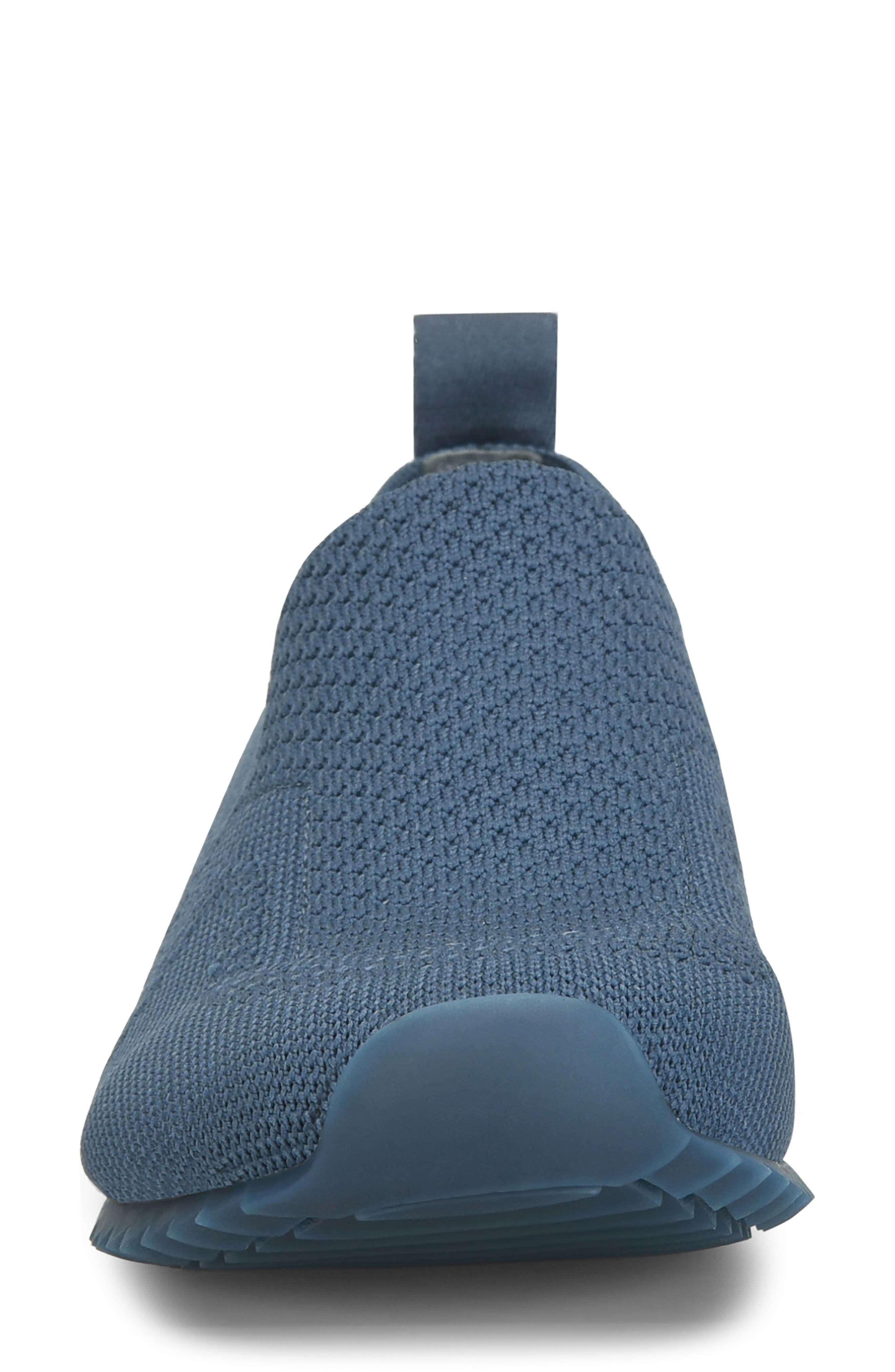 Børn Newbury Slip-On Sneaker, Alternate, color, Navy Knit Fabric