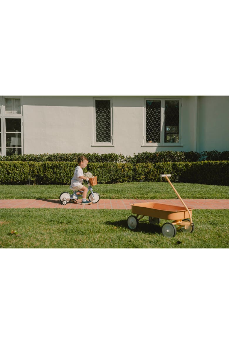 Heritage Wagon, Alternate, color, Grapefruit