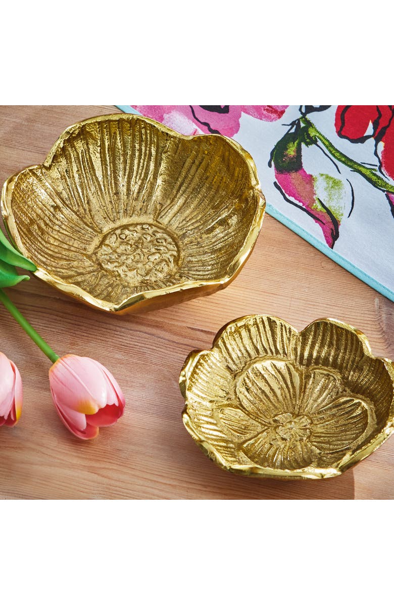 tag Blossom Cast Aluminum Dish Small Antique Brass Aluminum Everyday,Spring, Alternate, color, Gold