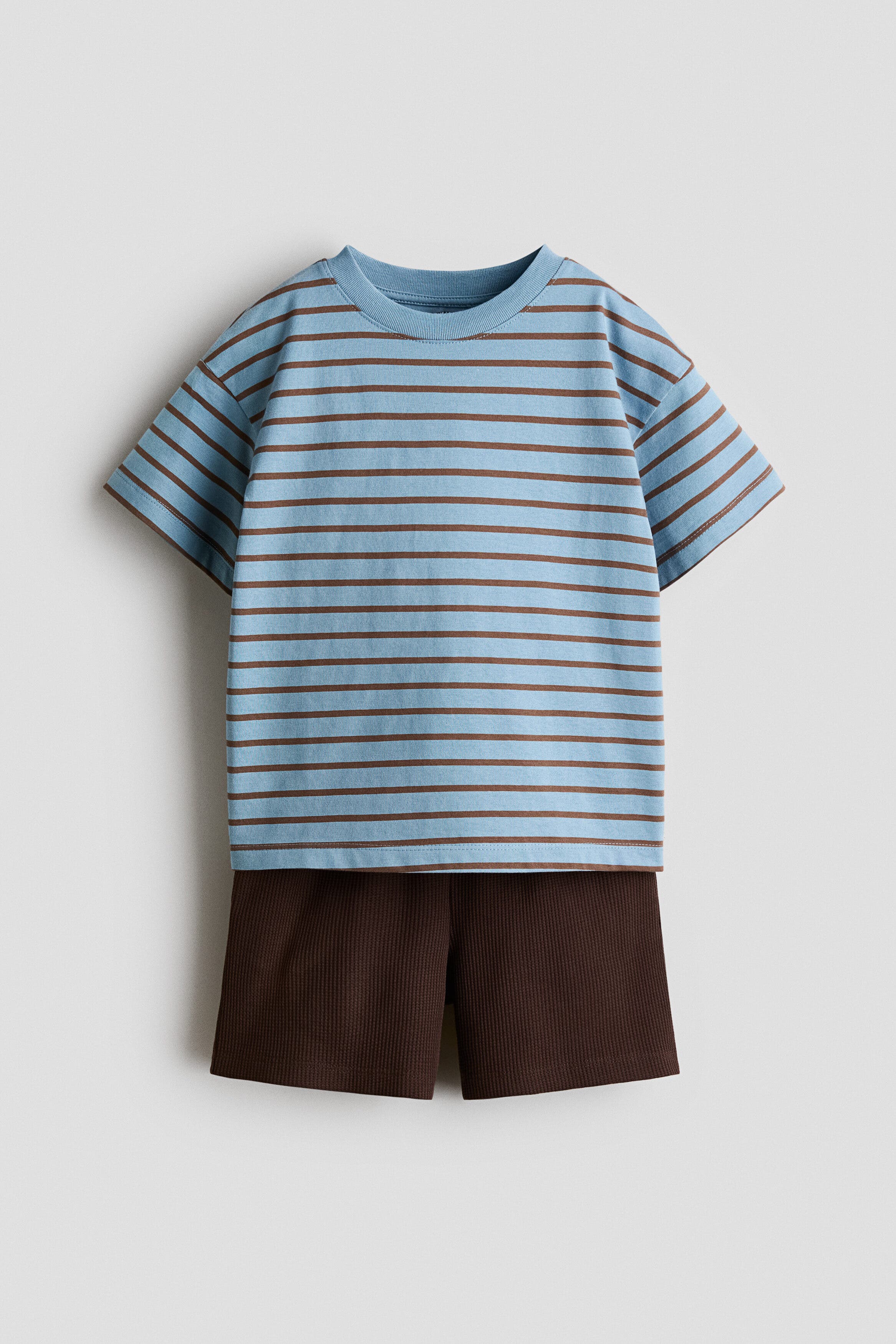 selected Light blue/brown striped