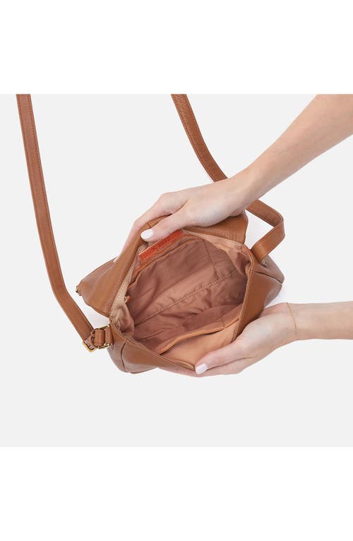 Hobo Fern Crossbody Messenger Bag In Warm Honey