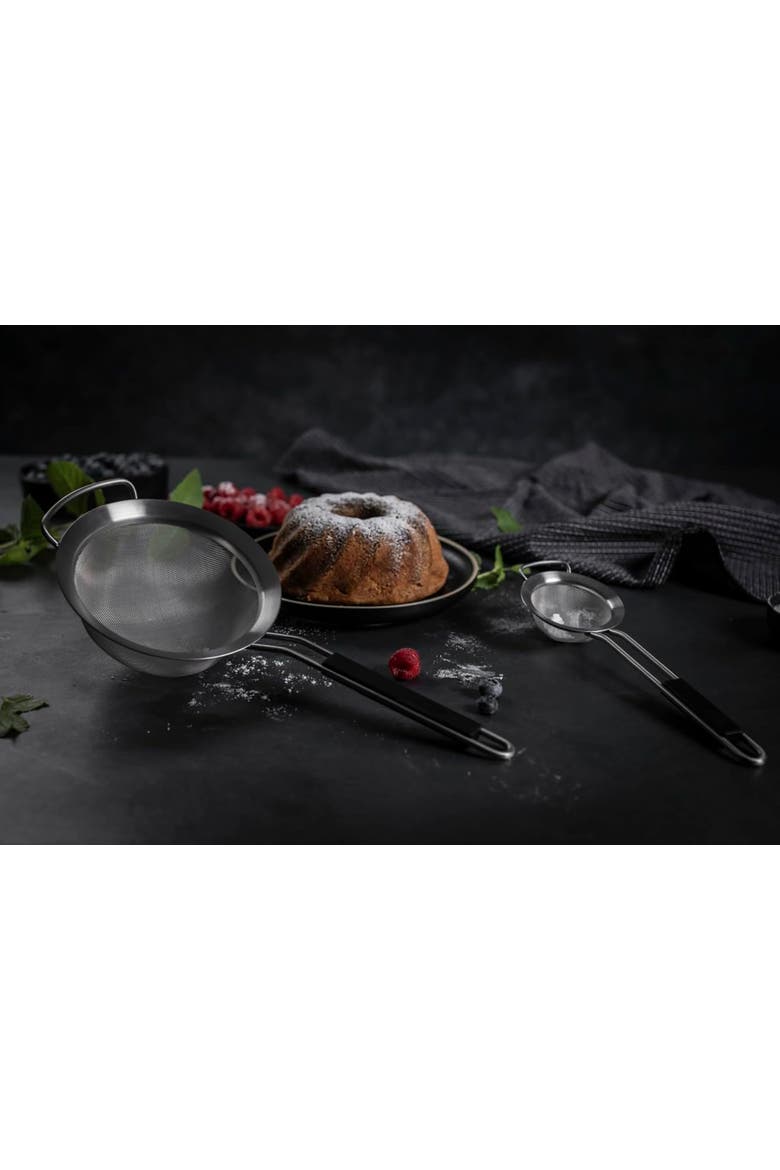Essential Large Strainer, Stainless Steel Fine Mesh, Alternate, color, Silver