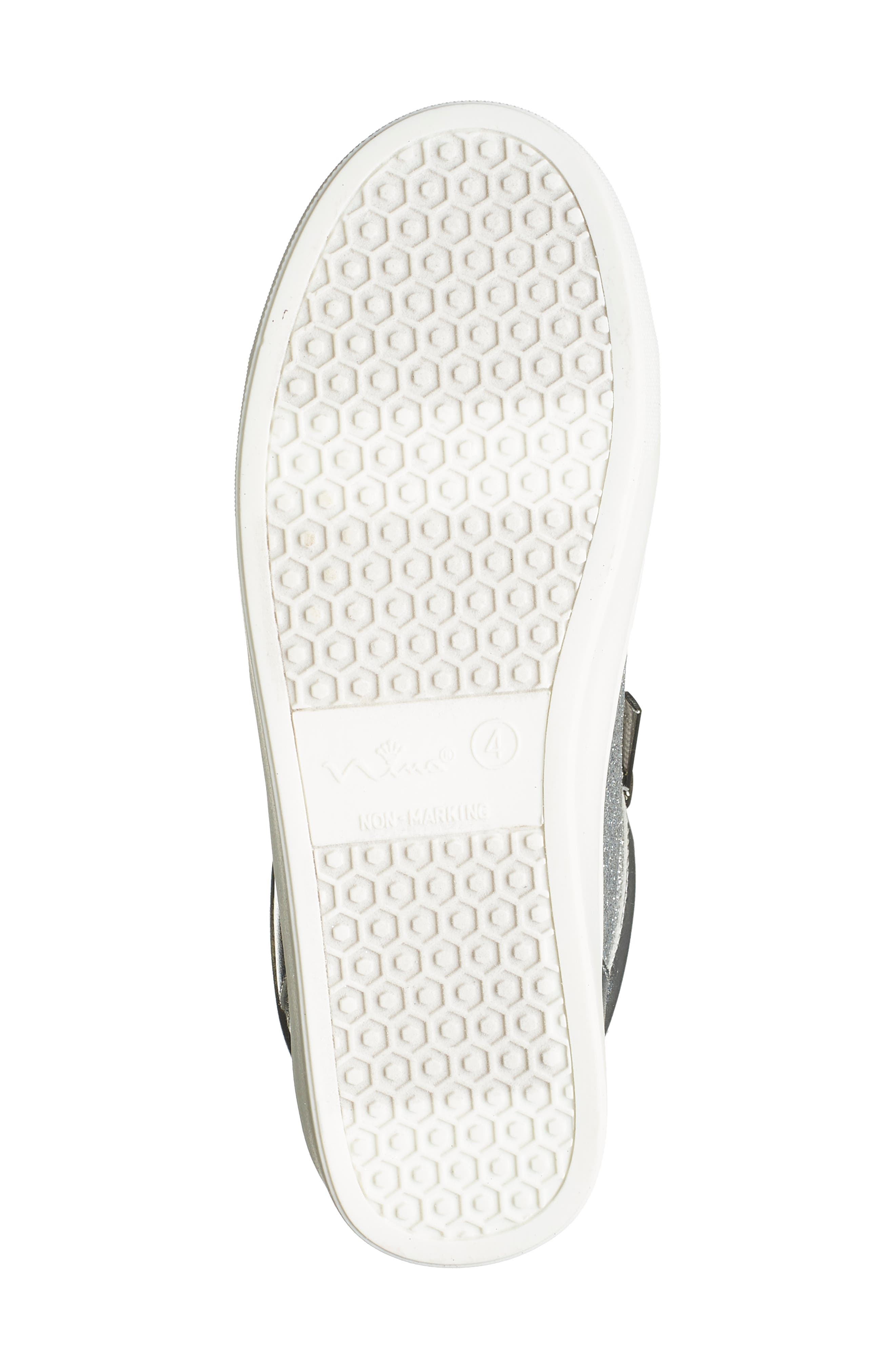 Nina Kids' Evon Athletic Low Sneaker, Alternate, color, Silver Mtl