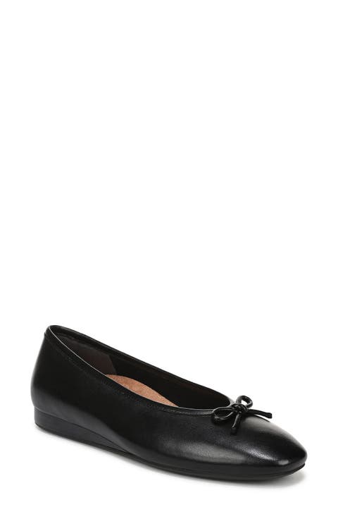 Larissa Ballet Flat (Women)